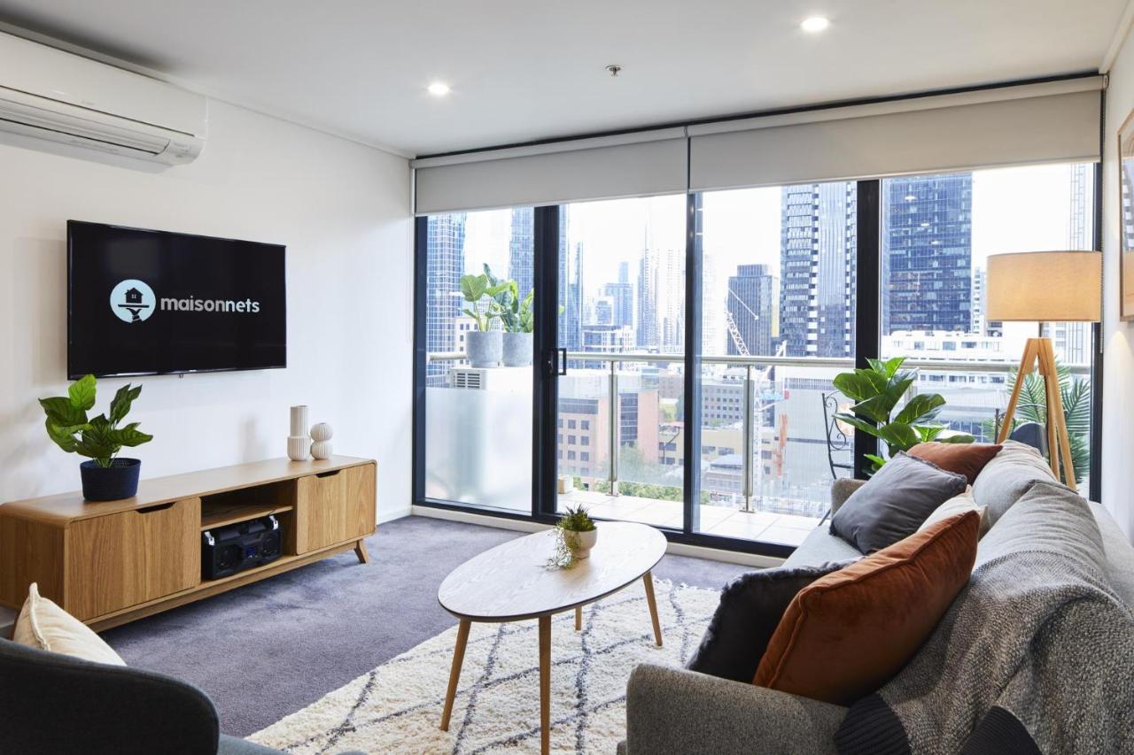 2 Bdrm 2 Bthrm With Parking In Cbd Apartment Melbourne