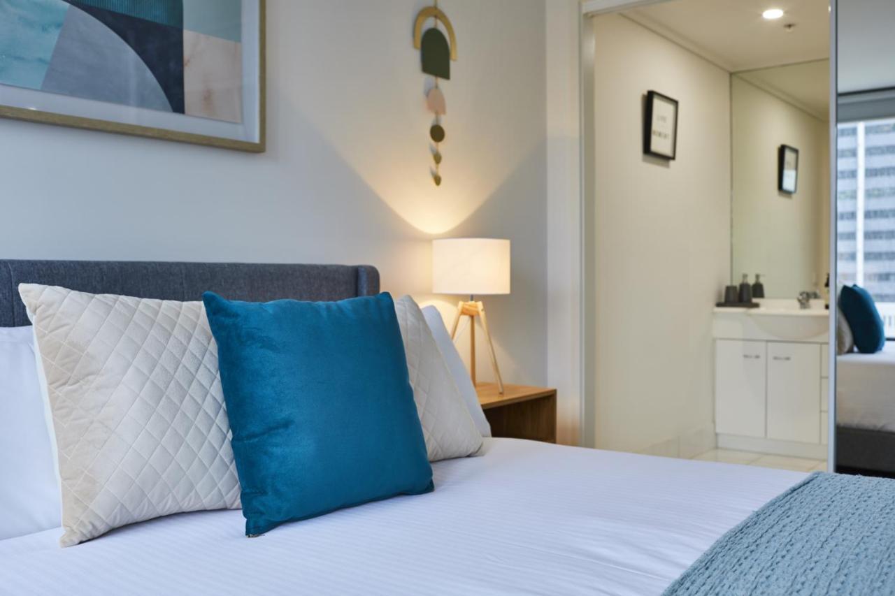 2 Bdrm 2 Bthrm With Parking In Cbd *