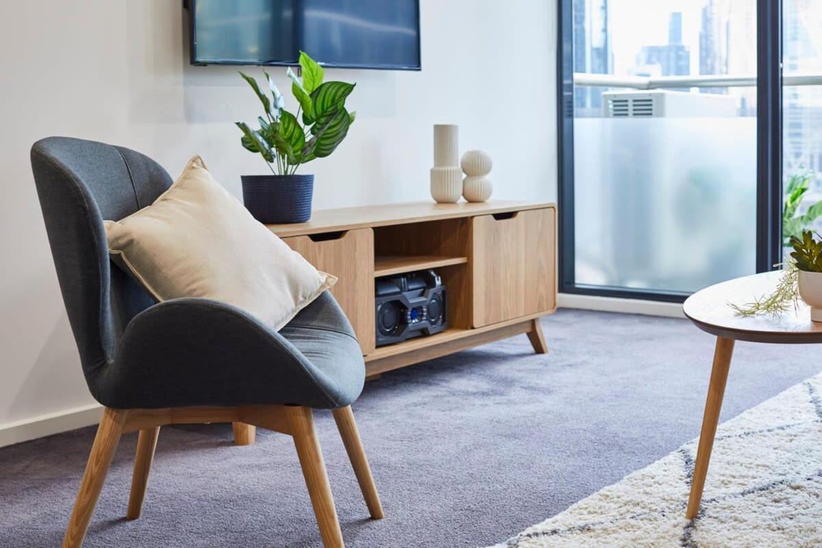 Apartment 2 Bdrm 2 Bthrm With Parking In Cbd *