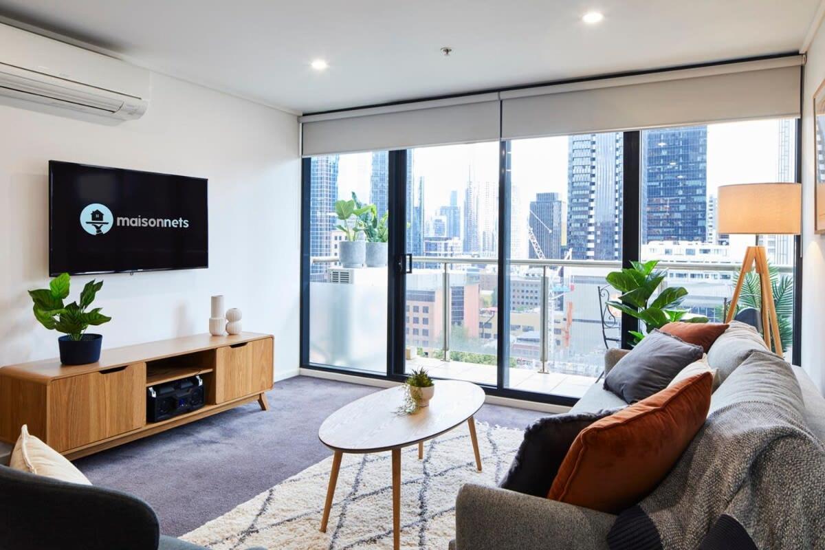2 Bdrm 2 Bthrm With Parking In Cbd